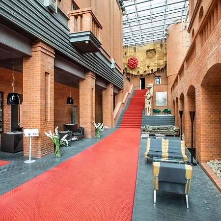 Blow Up Hall 5050 Hotel