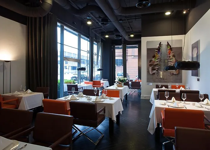 Blow Up Hall 5050 5* Poznan