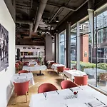 Hotel Blow Up Hall 5050 Poznań