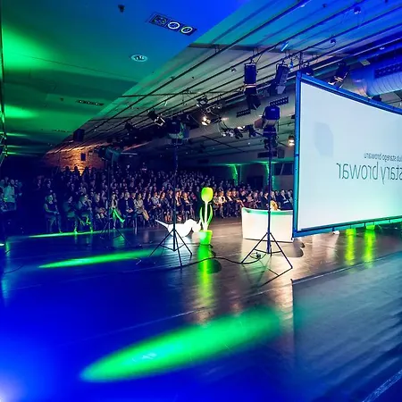 Blow Up Hall 5050 Otel Poznan