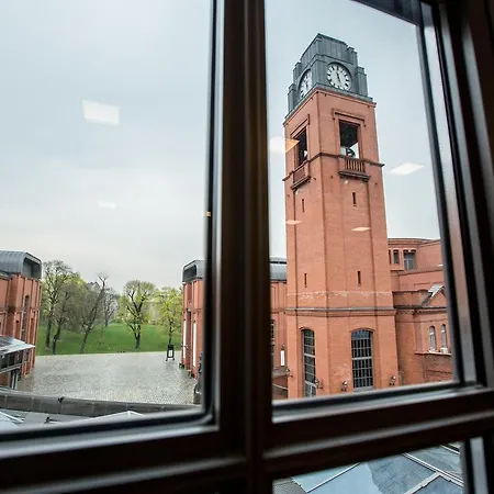 Hotel Blow Up Hall 5050 Poznaň