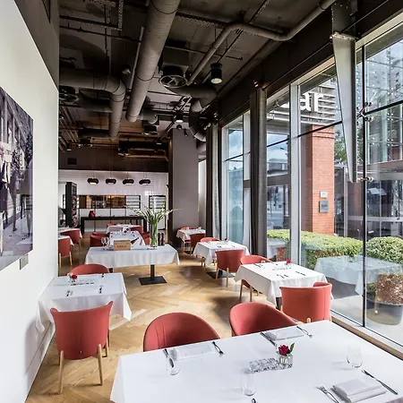 Hotel Blow Up Hall 5050 Poznaň