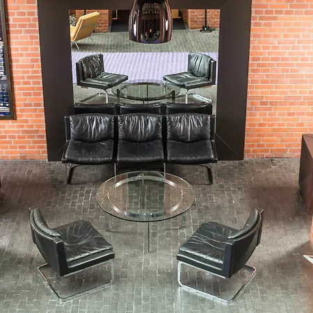 Hotel Blow Up Hall 5050 Poznaň