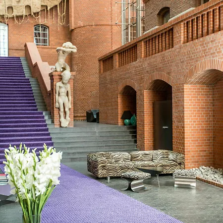 Szálloda Blow Up Hall 5050 Poznań