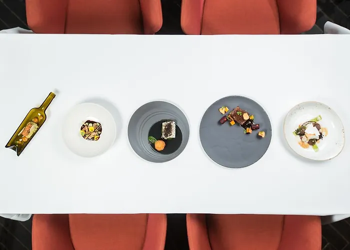 Blow Up Hall 5050 Hotel