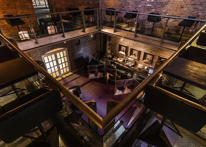 Отель Blow Up Hall 5050 5*