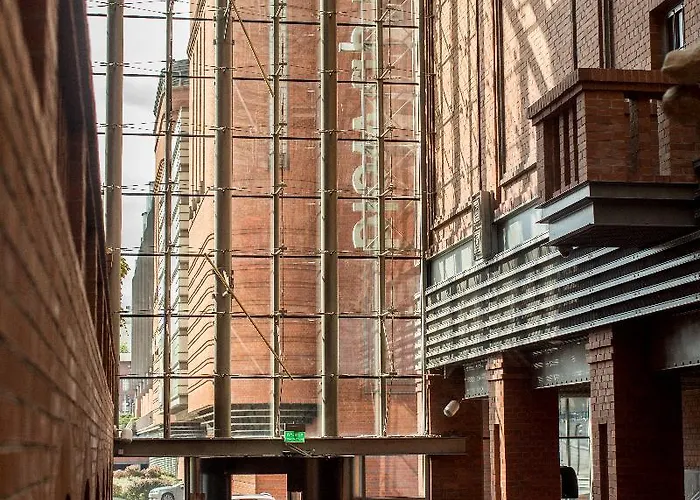 Blow Up Hall 5050 5* Poznań