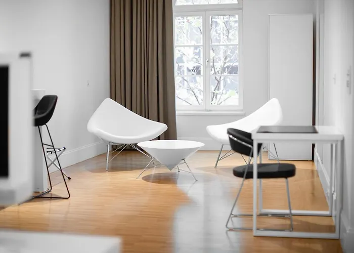 Blow Up Hall 5050 5* Poznań