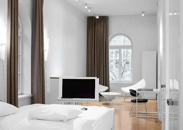 Hotel Blow Up Hall 5050 Poznań